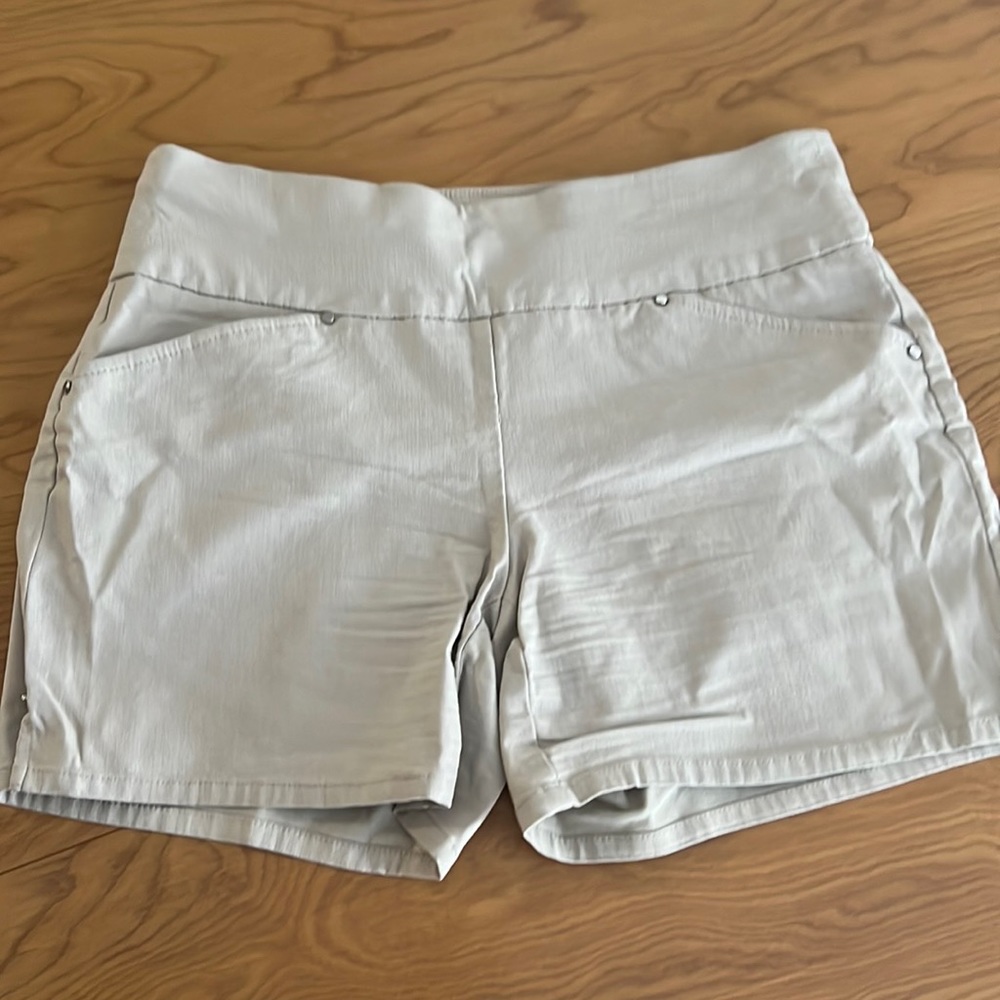 Khaki shorts